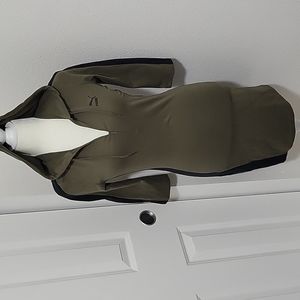 Puma Hooded Bodycon Dress Women's Size Small Olive Green and Black 3/4 Z…